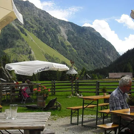 Luxurious Chalet With Sauna In Mauterndorf